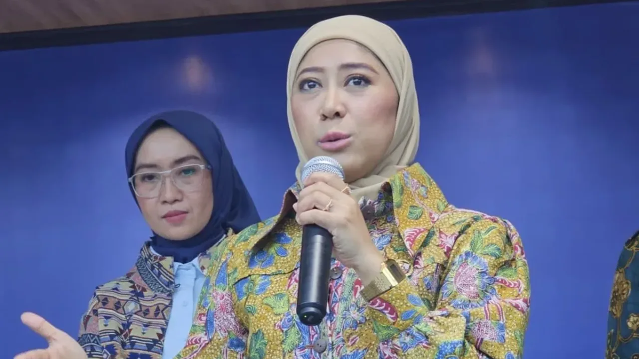 Isu Shadowban Karhutla di Media Sosial, Menkomdigi Sentil Platform Digital Isu Shadowban Karhutla di Media Sosial, Menkomdigi Sentil Platform Digital