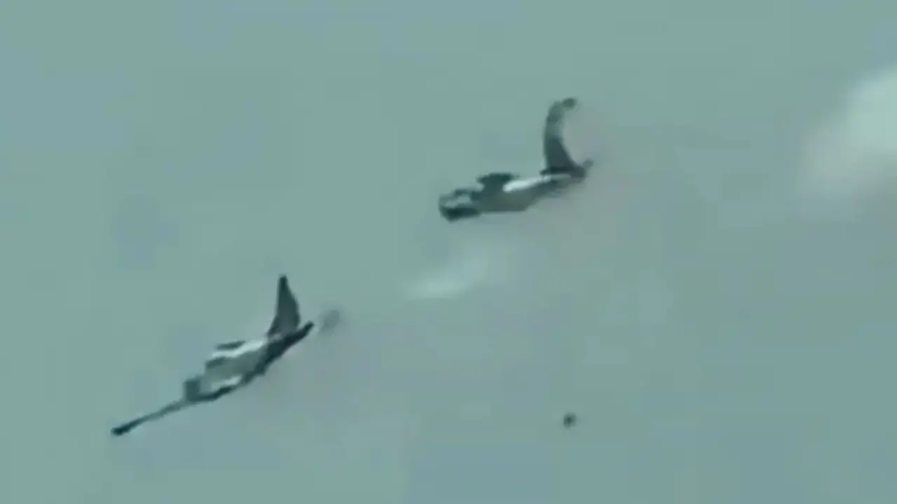 2 Pesawat Militer Filipina Tabrakan di Udara, 4 Pilot Tewas saat Latihan