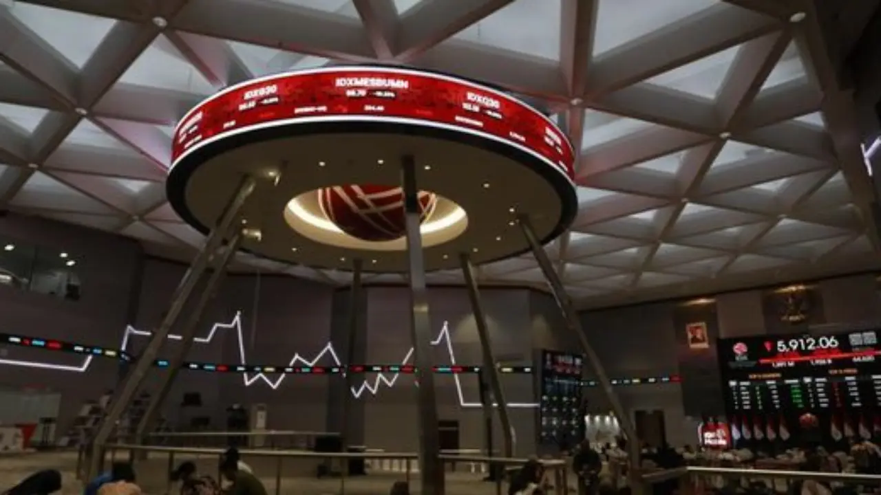 IHSG Anjlok 7,03%, Kapitalisasi Pasar BEI Turun Rp 721 Triliun dalam Perdagangan Sepekan