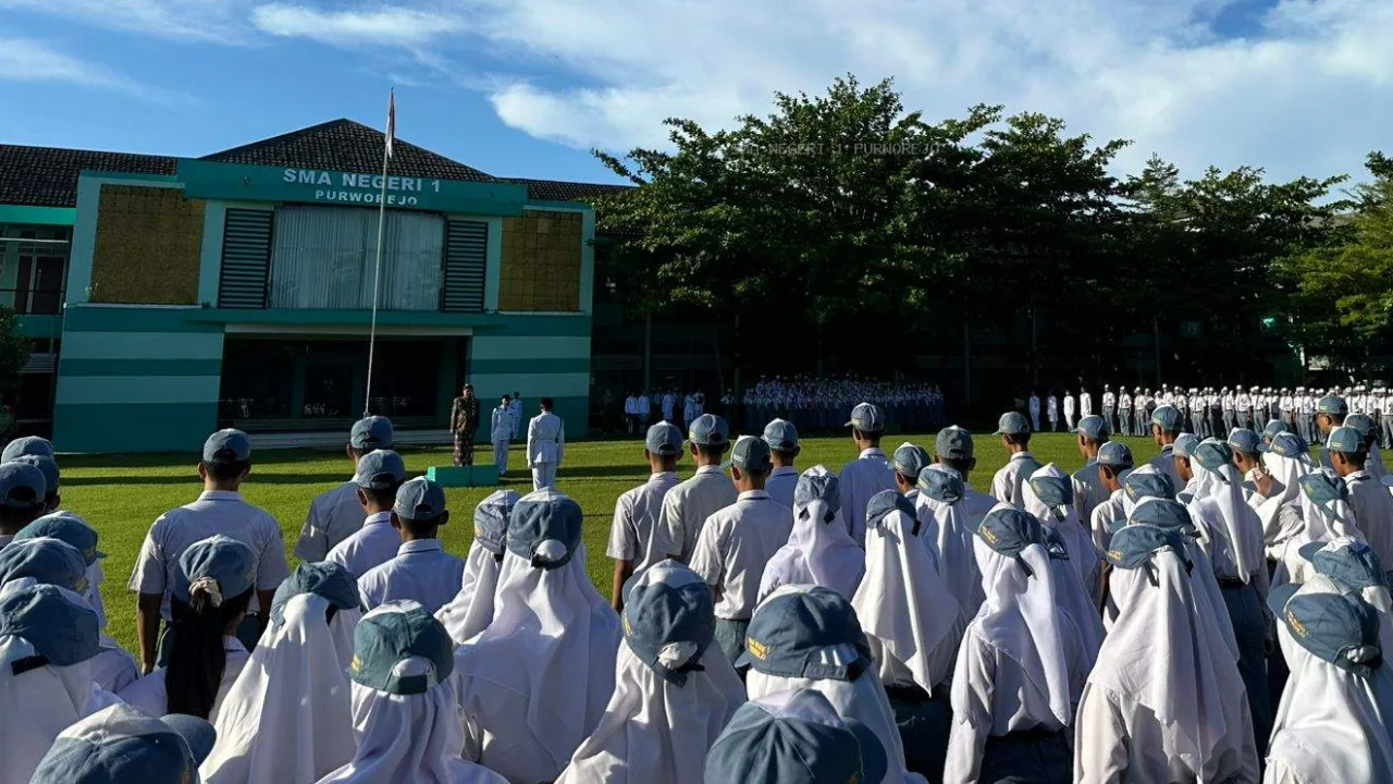 10 SMA Negeri di Jawa Tengah dengan Siswa Lolos SNBT Terbanyak 2026 10 SMA Negeri di Jawa Tengah dengan Siswa Lolos SNBT Terbanyak 2026