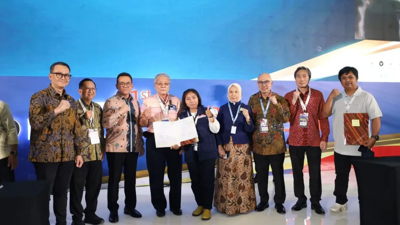 UMKM Binaan Astra Raup Potensi Transaksi Rp104,9 Miliar di TEI 2026 UMKM Binaan Astra Raup Potensi Transaksi Rp104,9 Miliar di TEI 2026