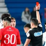 Inovasi Baru di Uruguay, Wasit Sepak Bola Mulai Pakai Kartu Digital